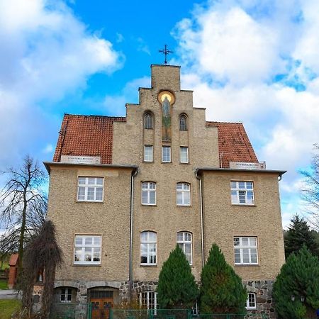 Domus Mariae Gietrzwald Hostel Luaran gambar