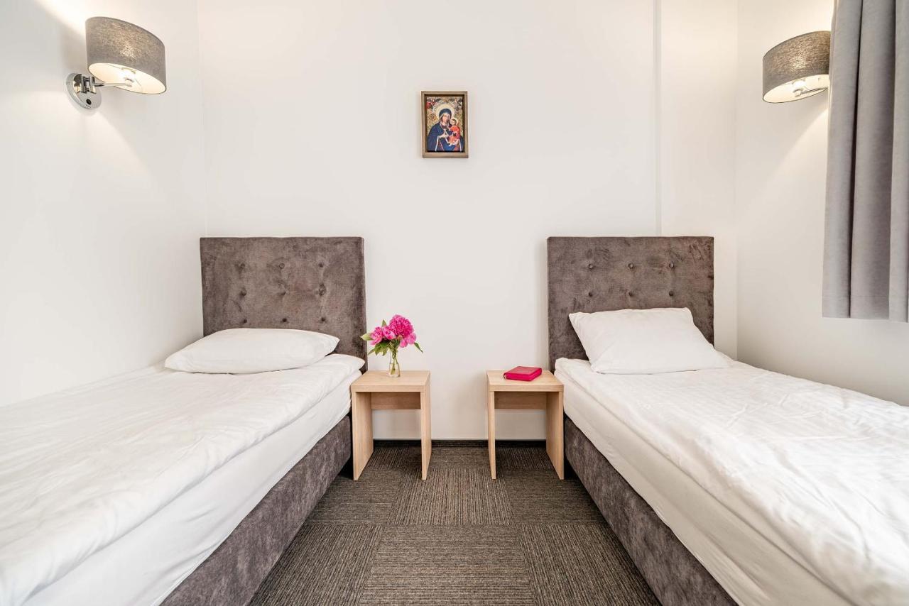 Domus Mariae Gietrzwald Hostel Luaran gambar